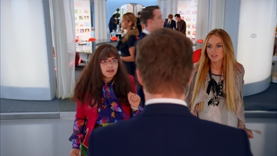 Ugly_Betty_S03E06_Ugly_Berry_1080p_LLP_000269.jpg