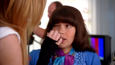 Click to view full size image
==============
Ugly_Betty_S03E06_Ugly_Berry_1080p_LLP_002043.jpg Ugly_Betty_S03E06_Ugly_Berry_1080p_LLP_002043.jpg