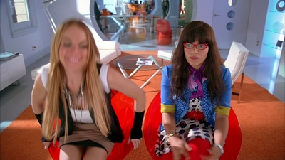 Ugly_Betty_S03E06_Ugly_Berry_1080p_LLP_002706.jpg
