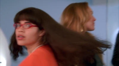 Ugly_Betty_S03E06_Ugly_Berry_1080p_LLP_003384.jpg