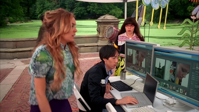Click to view full size image
==============
Ugly_Betty_S03E06_Ugly_Berry_1080p_LLP_004384.jpg Ugly_Betty_S03E06_Ugly_Berry_1080p_LLP_004384.jpg