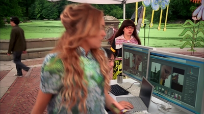 Ugly_Betty_S03E06_Ugly_Berry_1080p_LLP_004385.jpg