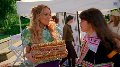 Click to view full size image
==============
Ugly_Betty_S03E06_Ugly_Berry_1080p_LLP_004557.jpg Ugly_Betty_S03E06_Ugly_Berry_1080p_LLP_004557.jpg