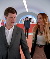 Ugly_Betty_S03E06_Ugly_Berry_1080p_LLP_001890.jpg