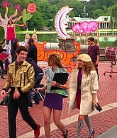 Ugly_Betty_S03E06_Ugly_Berry_1080p_LLP_004018.jpg