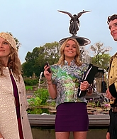 Ugly_Betty_S03E06_Ugly_Berry_1080p_LLP_004023.jpg