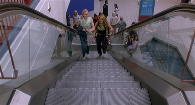Confessions_of_a_Teenage_Drama_Queen_2004_1080p_LLP_004404.jpg