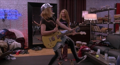 Confessions_of_a_Teenage_Drama_Queen_2004_1080p_LLP_008661.jpg
