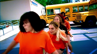 Ugly_Betty_S02E18_Jump_1080p_LLP_000174.jpg