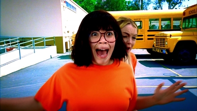 Ugly_Betty_S02E18_Jump_1080p_LLP_000187.jpg