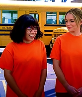 Ugly_Betty_S02E18_Jump_1080p_LLP_000142.jpg