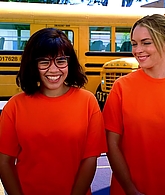 Ugly_Betty_S02E18_Jump_1080p_LLP_000145.jpg