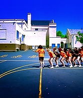 Ugly_Betty_S02E18_Jump_1080p_LLP_000170.jpg