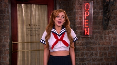 Anger_Management_S02E12_Charlie_Gets_Lindsay_Lohan_into_Trouble_1080p_LLP_000322.jpg