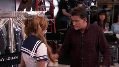 Click to view full size image
==============
Anger_Management_S02E12_Charlie_Gets_Lindsay_Lohan_into_Trouble_1080p_LLP_000573.jpg Anger_Management_S02E12_Charlie_Gets_Lindsay_Lohan_into_Trouble_1080p_LLP_000573.jpg