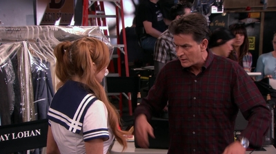Click to view full size image
==============
Anger_Management_S02E12_Charlie_Gets_Lindsay_Lohan_into_Trouble_1080p_LLP_000574.jpg Anger_Management_S02E12_Charlie_Gets_Lindsay_Lohan_into_Trouble_1080p_LLP_000574.jpg
