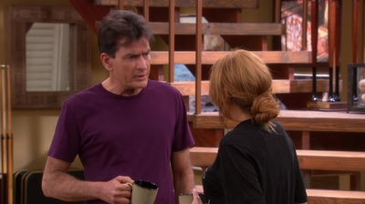Anger_Management_S02E12_Charlie_Gets_Lindsay_Lohan_into_Trouble_1080p_LLP_000964.jpg