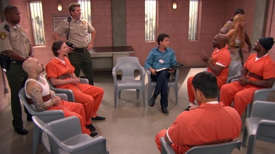 Anger_Management_S02E12_Charlie_Gets_Lindsay_Lohan_into_Trouble_1080p_LLP_001173.jpg