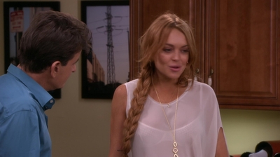 Anger_Management_S02E12_Charlie_Gets_Lindsay_Lohan_into_Trouble_1080p_LLP_001358.jpg