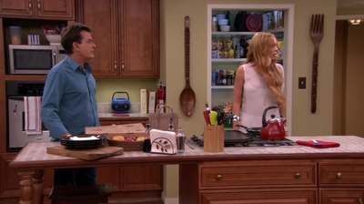 Click to view full size image
==============
Anger_Management_S02E12_Charlie_Gets_Lindsay_Lohan_into_Trouble_1080p_LLP_001750.jpg Anger_Management_S02E12_Charlie_Gets_Lindsay_Lohan_into_Trouble_1080p_LLP_001750.jpg