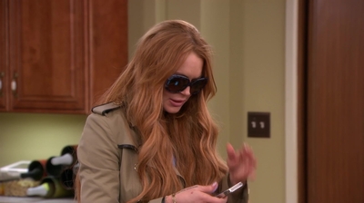 Click to view full size image
==============
Anger_Management_S02E12_Charlie_Gets_Lindsay_Lohan_into_Trouble_1080p_LLP_002184.jpg Anger_Management_S02E12_Charlie_Gets_Lindsay_Lohan_into_Trouble_1080p_LLP_002184.jpg