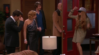 Click to view full size image
==============
Anger_Management_S02E12_Charlie_Gets_Lindsay_Lohan_into_Trouble_1080p_LLP_002767.jpg Anger_Management_S02E12_Charlie_Gets_Lindsay_Lohan_into_Trouble_1080p_LLP_002767.jpg