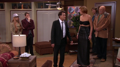 Click to view full size image
==============
Anger_Management_S02E12_Charlie_Gets_Lindsay_Lohan_into_Trouble_1080p_LLP_002909.jpg Anger_Management_S02E12_Charlie_Gets_Lindsay_Lohan_into_Trouble_1080p_LLP_002909.jpg