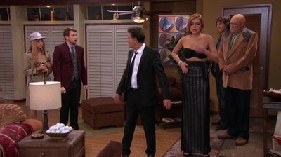 Anger_Management_S02E12_Charlie_Gets_Lindsay_Lohan_into_Trouble_1080p_LLP_002933.jpg
