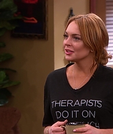 Anger_Management_S02E12_Charlie_Gets_Lindsay_Lohan_into_Trouble_1080p_LLP_000921.jpg