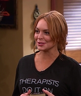 Anger_Management_S02E12_Charlie_Gets_Lindsay_Lohan_into_Trouble_1080p_LLP_000949.jpg