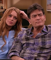 Anger_Management_S02E12_Charlie_Gets_Lindsay_Lohan_into_Trouble_1080p_LLP_002390.jpg