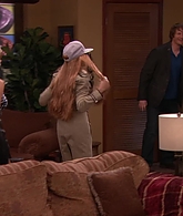 Anger_Management_S02E12_Charlie_Gets_Lindsay_Lohan_into_Trouble_1080p_LLP_002667.jpg