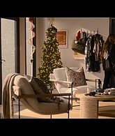 Our_Little_Secret_2024_1080p_LLP_012261.jpg