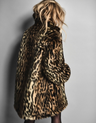 lindsaylohanphotos_ellesummer_28829.jpg