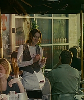 The_Holiday_2006_2160p_002259.jpg