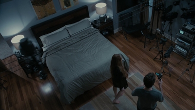 Click to view full size image
==============
Scary_Movie_5_2013_BluRay_LLP_000119.jpg Scary_Movie_5_2013_BluRay_LLP_000119.jpg