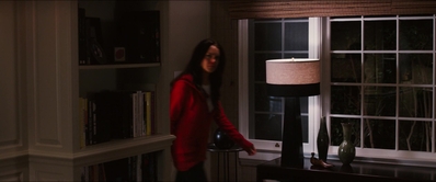 I_Know_Who_Killed_Me_2007_1080p_Bluray_LLP_011055.jpg