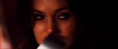 I_Know_Who_Killed_Me_2007_1080p_Bluray_LLP_011205.jpg