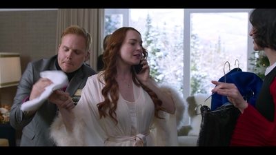 Click to view full size image
==============
Falling_For_Christmas_2022_1080p_LLP_000494.jpg Falling_For_Christmas_2022_1080p_LLP_000494.jpg
