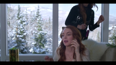 Click to view full size image
==============
Falling_For_Christmas_2022_1080p_LLP_000505.jpg Falling_For_Christmas_2022_1080p_LLP_000505.jpg