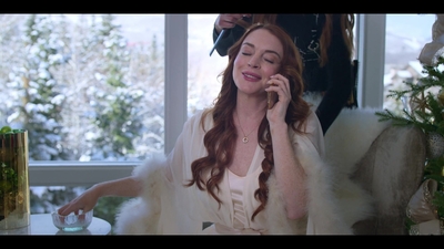 Click to view full size image
==============
Falling_For_Christmas_2022_1080p_LLP_000530.jpg Falling_For_Christmas_2022_1080p_LLP_000530.jpg