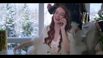 Click to view full size image
==============
Falling_For_Christmas_2022_1080p_LLP_000532.jpg Falling_For_Christmas_2022_1080p_LLP_000532.jpg