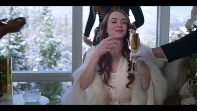 Click to view full size image
==============
Falling_For_Christmas_2022_1080p_LLP_000536.jpg Falling_For_Christmas_2022_1080p_LLP_000536.jpg