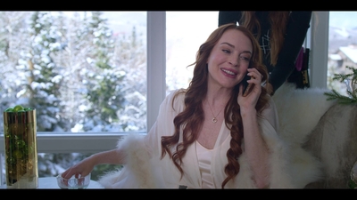 Click to view full size image
==============
Falling_For_Christmas_2022_1080p_LLP_000604.jpg Falling_For_Christmas_2022_1080p_LLP_000604.jpg