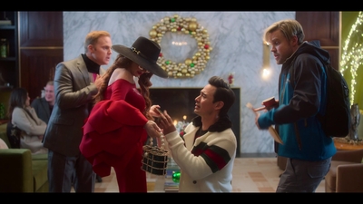 Click to view full size image
==============
Falling_For_Christmas_2022_1080p_LLP_001145.jpg Falling_For_Christmas_2022_1080p_LLP_001145.jpg