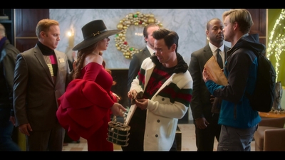 Falling_For_Christmas_2022_1080p_LLP_001171.jpg