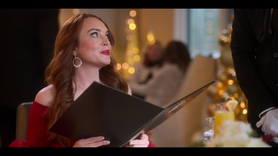 Falling_For_Christmas_2022_1080p_LLP_001217.jpg
