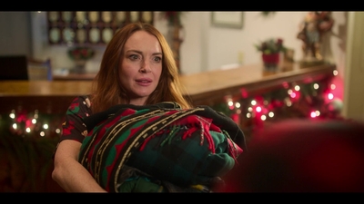 Click to view full size image
==============
Falling_For_Christmas_2022_1080p_LLP_003711.jpg Falling_For_Christmas_2022_1080p_LLP_003711.jpg