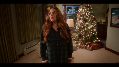 Click to view full size image
==============
Falling_For_Christmas_2022_1080p_LLP_003726.jpg Falling_For_Christmas_2022_1080p_LLP_003726.jpg