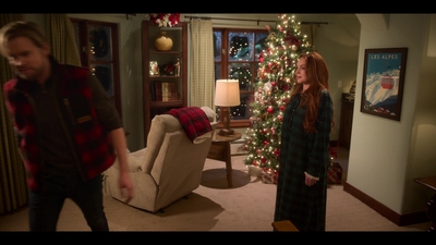 Click to view full size image
==============
Falling_For_Christmas_2022_1080p_LLP_003874.jpg Falling_For_Christmas_2022_1080p_LLP_003874.jpg